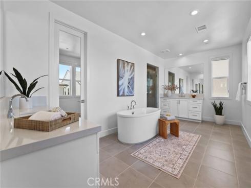 121 Sweet Juniper , Lake Forest, CA