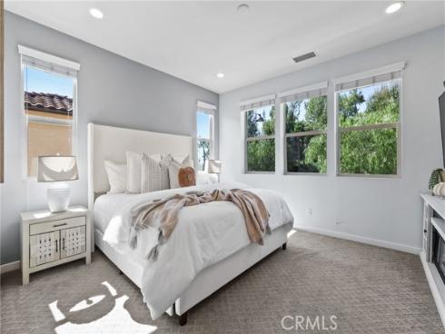 69 Clover , Lake Forest, CA