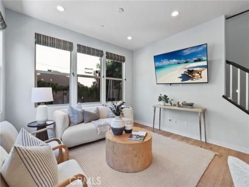 69 Clover , Lake Forest, CA
