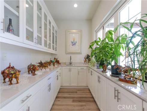 1090 Viejo Hills Drive, Lake Forest, CA