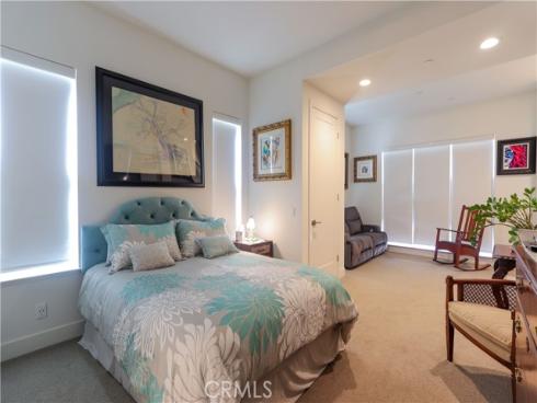 1090 Viejo Hills Drive, Lake Forest, CA