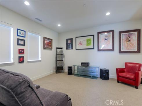 1090 Viejo Hills Drive, Lake Forest, CA