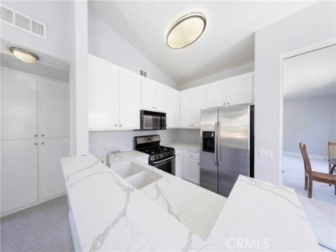 19431  Rue De Valore  59E , Lake Forest, CA