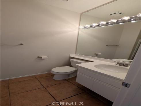 28446  Yosemite  , Lake Forest, CA
