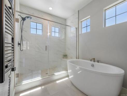 1832 Aliso Canyon Dr , Lake Forest, CA
