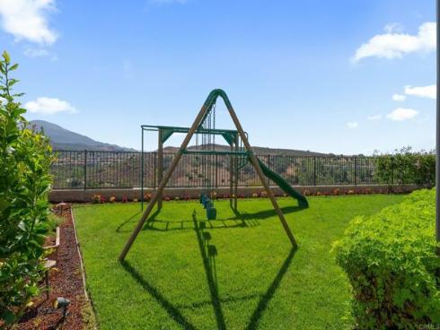 1832 Aliso Canyon Dr , Lake Forest, CA