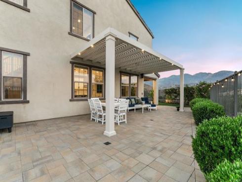 1832 Aliso Canyon Dr , Lake Forest, CA