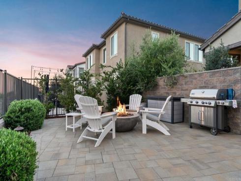 1832 Aliso Canyon Dr , Lake Forest, CA