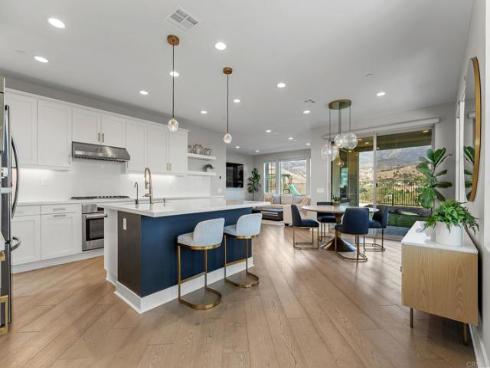1832 Aliso Canyon Dr , Lake Forest, CA