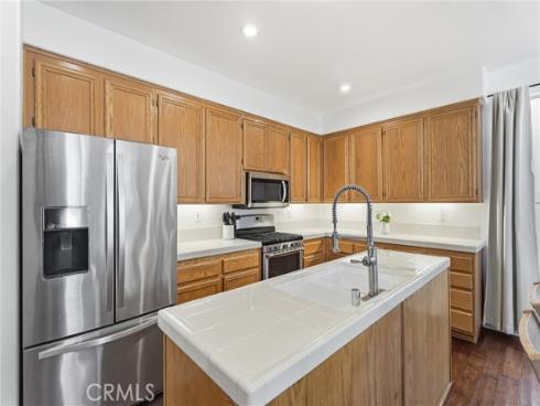 29 Marseille , Lake Forest, CA