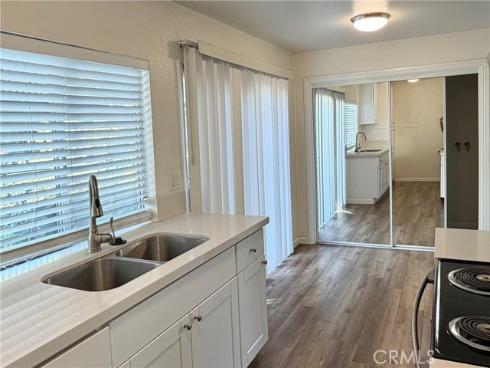23216 Orange Ave 7 , Lake Forest, CA