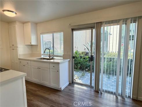 23216 Orange Ave 7 , Lake Forest, CA