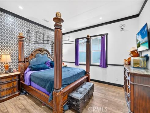 10901  Chestnut   Street, Los Alamitos, CA