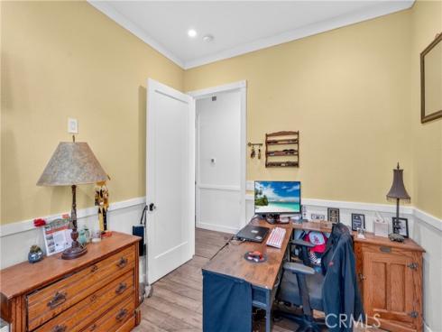 10901  Chestnut   Street, Los Alamitos, CA