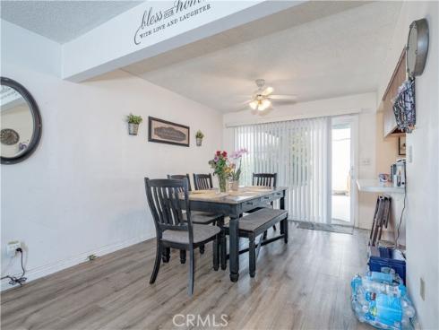 10921 Walnut , Los Alamitos, CA