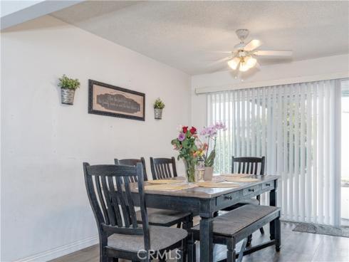 10921 Walnut , Los Alamitos, CA