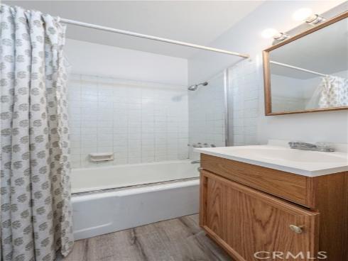 10921 Walnut , Los Alamitos, CA