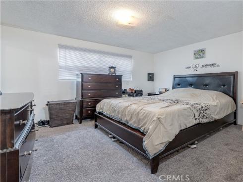 10921 Walnut , Los Alamitos, CA