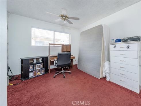 10921 Walnut , Los Alamitos, CA