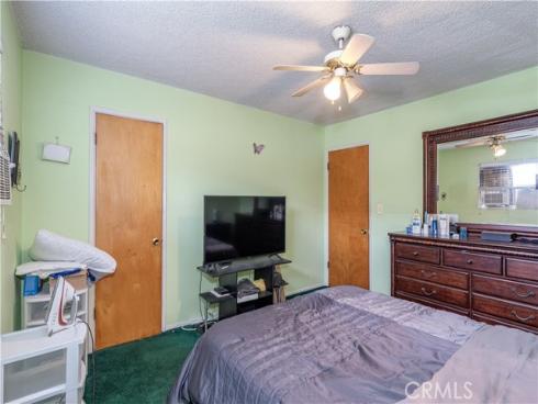 10921 Walnut , Los Alamitos, CA