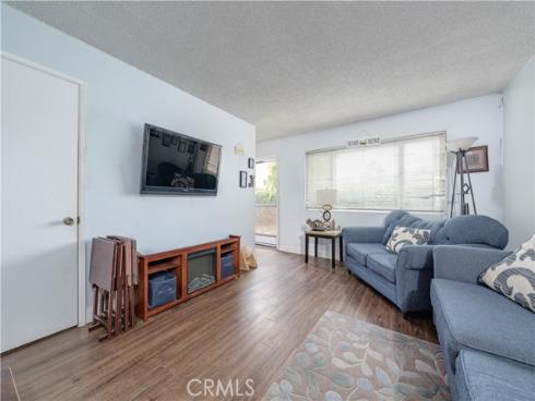 10921 Walnut , Los Alamitos, CA