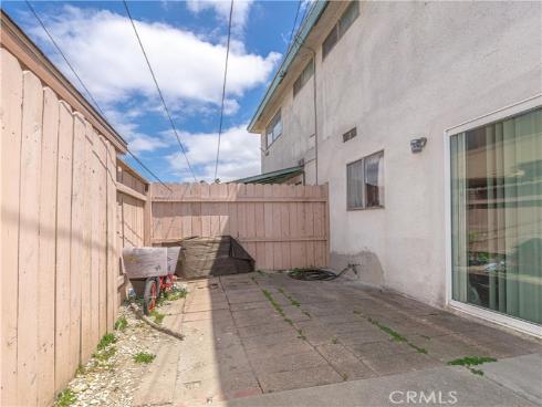 10921 Walnut , Los Alamitos, CA