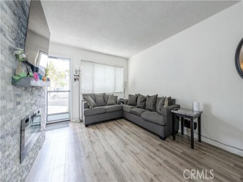 10921 Walnut , Los Alamitos, CA