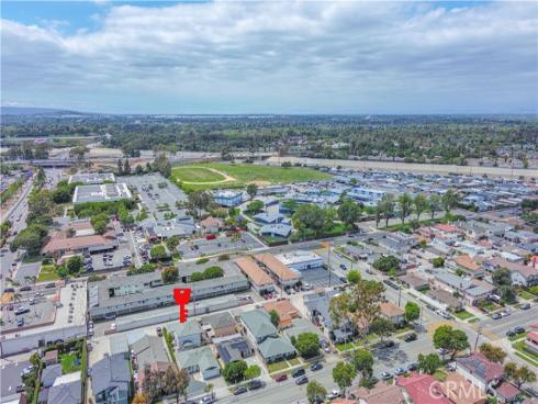 10921  Walnut  , Los Alamitos, CA