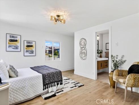 11131  Ticonderoga  , Los Alamitos, CA