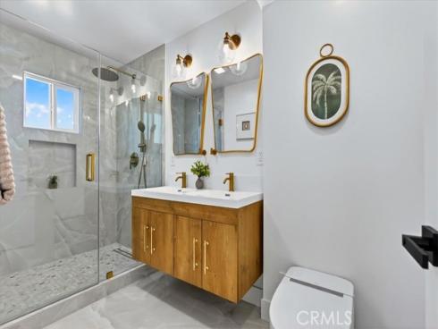 11131  Ticonderoga  , Los Alamitos, CA