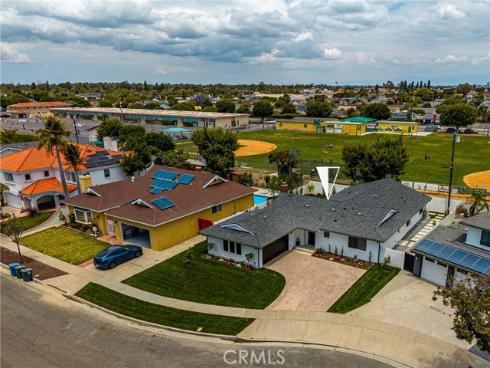 3721 La Colmena Way, Los Alamitos, CA