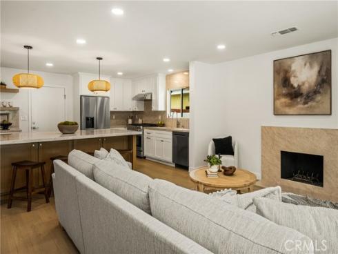 3721 La Colmena Way, Los Alamitos, CA