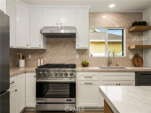 3721 La Colmena Way, Los Alamitos, CA