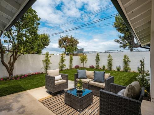 3721 La Colmena Way, Los Alamitos, CA