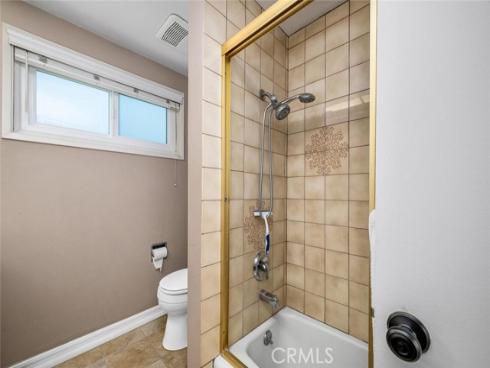 3902 Toland , Los Alamitos, CA