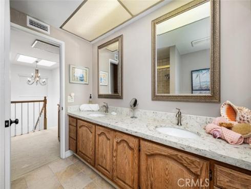 3902 Toland , Los Alamitos, CA