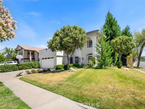 3902 Toland , Los Alamitos, CA