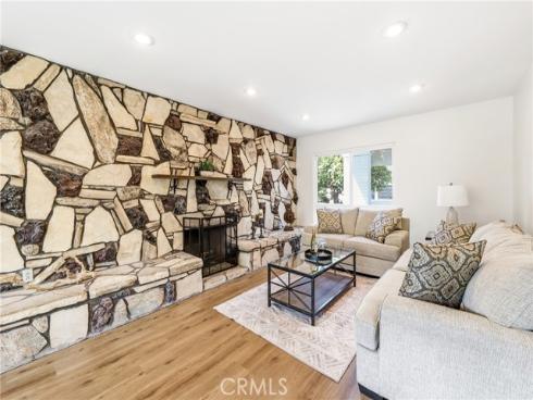 10292 Humbolt Street , Los Alamitos, CA