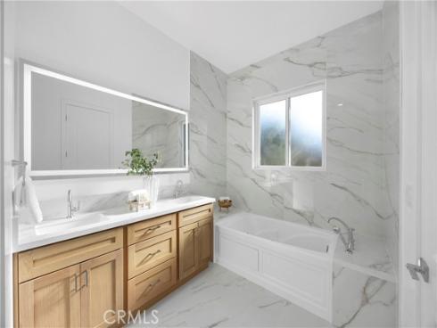 12151 Reagan , Los Alamitos, CA