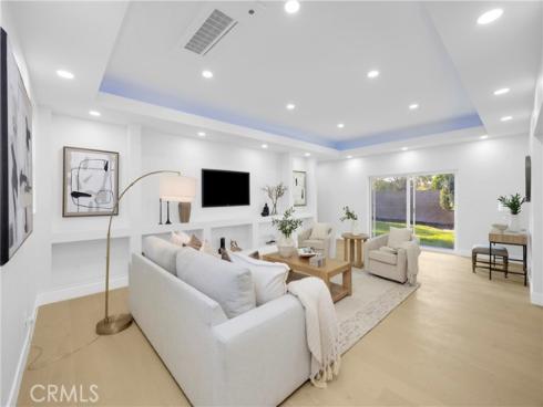 12151 Reagan , Los Alamitos, CA