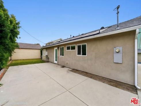 12041 Weatherby Road, Los Alamitos, CA