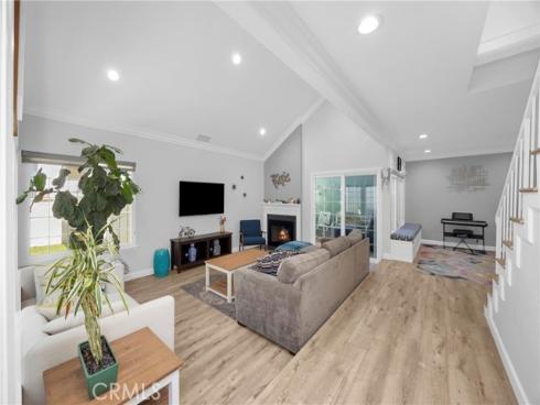 12341 Glacier , Los Alamitos, CA