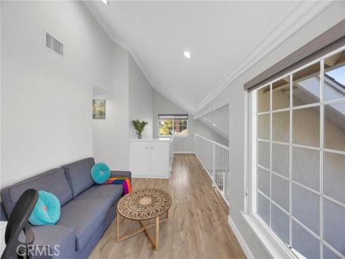 12341 Glacier , Los Alamitos, CA