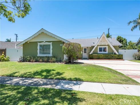11331  Reagan  , Los Alamitos, CA