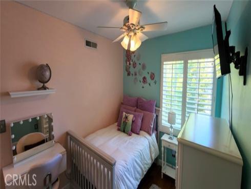 3342 Bradbury 18 , Los Alamitos, CA