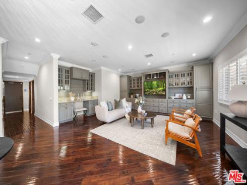 3251 Quail Run Road, Los Alamitos, CA