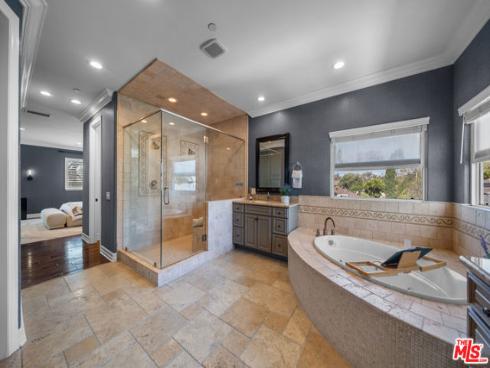 3251 Quail Run Road, Los Alamitos, CA