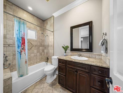 3251 Quail Run Road, Los Alamitos, CA