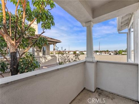2936  Claremore   Lane, Los Alamitos, CA
