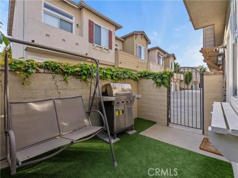 2936  Claremore   Lane, Los Alamitos, CA
